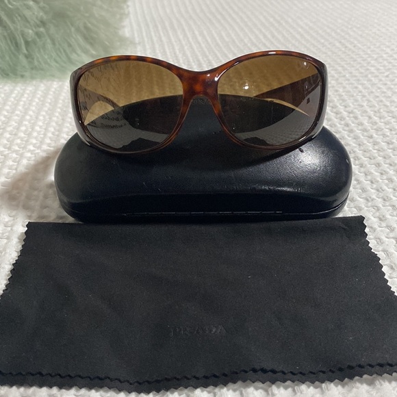 Prada Sunglasses Brown with brown Tint. Gently Used. Excellent Condition - Picture 12 of 13